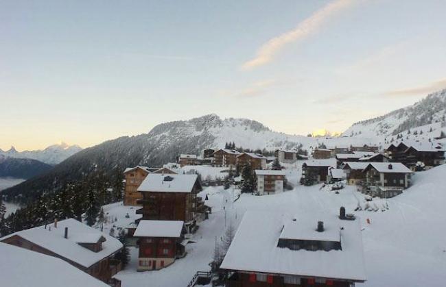 Blick auf die Riederalp: Ferienwohnungen im Wallis erfreuen sich nach wie vor grosser Beliebtheit. (Symbolbild)