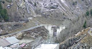 Der Geschiebesammler bei der Lonza.