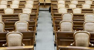 Wer erh&auml;lt im Herbst wie viele Sitze? (Nationalratssaal in Bern)