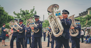 In ihrem 70. Vereinsjahr organisiert die Musikgesellschaft Konkordia Varen mit der Unterstützung von Leukerbad Tourismus (Varen gehört zur Ferienregion Leukerbad) das 80. Oberwalliser Musikfest.