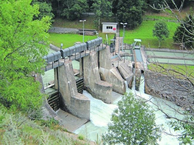 Es geht um die Umweltverträglichkeitsprüfungen nach Ablauf der Wasserkraftkonzessionen oder bei Kraftwerk-Erweiterungen: Statt des Ausgangszustands soll der Ist-Zustand zum Zeitpunkt der Konzessionserneuerung berücksichtigt werden.