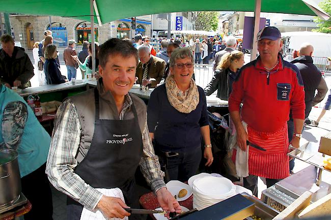 Reges Markttreiben in Visp