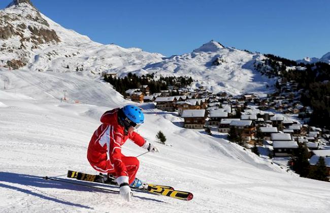 Mit RTC unterwegs. Jährlich werden in Glis rund 800 Paar Skier produziert.