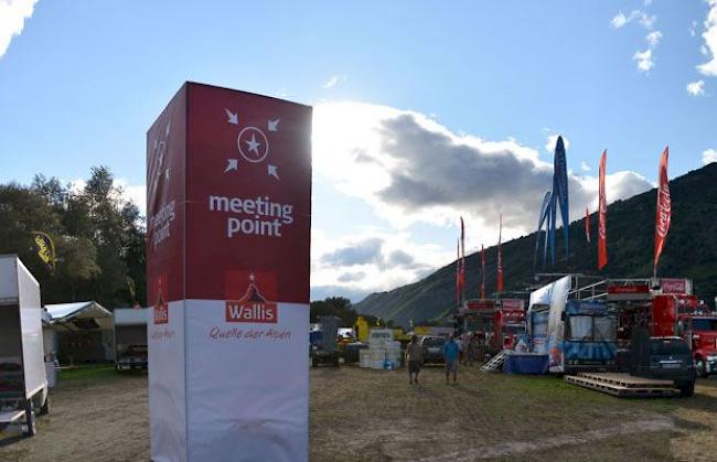 Der Meeting Point auf dem Festivalgelände wirkt am Mittwoch noch etwas verloren. Das wird sich bald ändern...