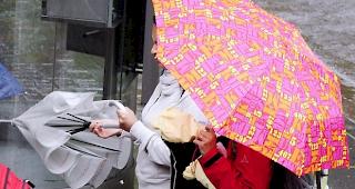 Regenschirme wurden in diesem Sommer auf der Insel kaum gebraucht. (Foto keystone)