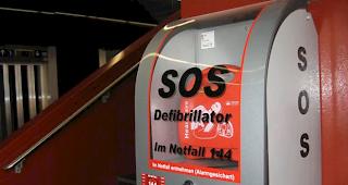 Das lebensrettende Ger&auml;t beim Bahnhof in Visp.