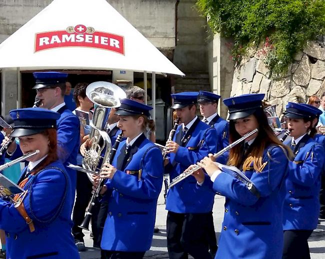 Oberwalliser Musikfest in Varen am Sonntag