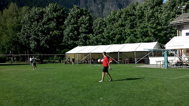 Zehn Faustball-Mannschaften spielten am Sonntag den 35. Badner-Cup. 