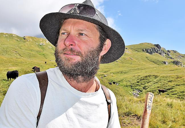 Robin Rieger ist bereits den zweiten Sommer Kuhhirte auf der Belalp.