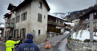 Die Polizei am Tatort in Daillon (Archiv)