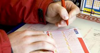 Ein Gl&uuml;ckspilz aus der Deutschschweiz hat bei der Lotterie Euromillions am Freitag den Jackpot geknackt und mehr als 89 Millionen Franken gewonnen. (Archiv)