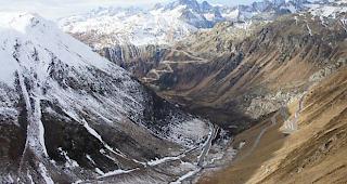 Die Passstrassen &uuml;ber Furka, Grimsel und Nufenen werden am Freitagabend gesperrt.