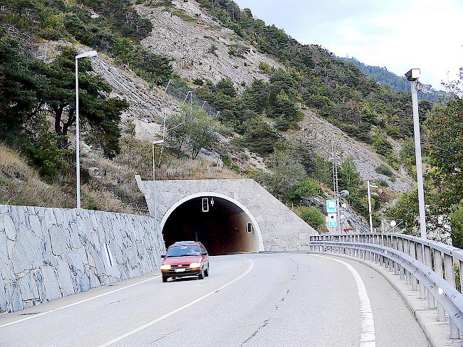 Ein Nadelöhr. Der Mittaltunnel ist die einzige Verbindung zwischen dem Autoverlad am Lötschberg und dem Rhonetal.