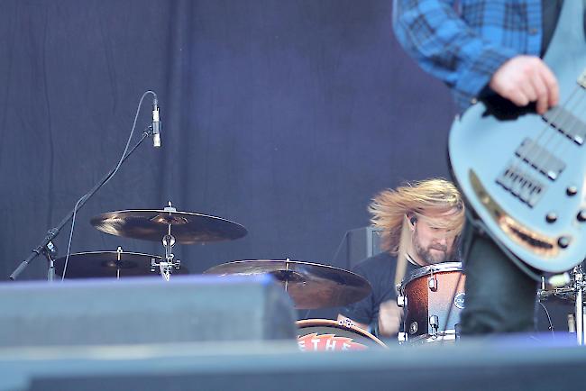 Schlagzeuger John Humphrey von Seether am Freitagabend am Open Air Gampel.