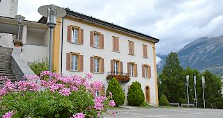 Das Visper Pfarrhaus wird saniert.