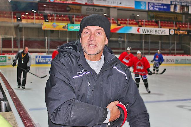 Gil Montandon ist in diesem Jahr beim EHC Visp als Sportchef und Assistenz-Trainer unter Vertrag.