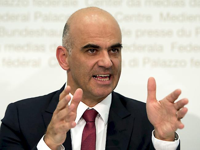 Alain Berset wird mit ausgezeichnetem Resultat wiedergewählt. (Archiv)