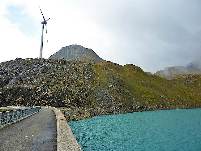 Nächstes Jahr werden am Griespass drei noch grössere Windanlagen gebaut.