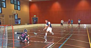 Den Abschluss im Visier. Damian L&ouml;tscher vom UHC Griffins beim Training in Susten.