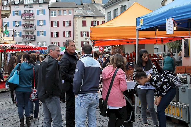 St. Gallus Markt im Städtchen Brig.