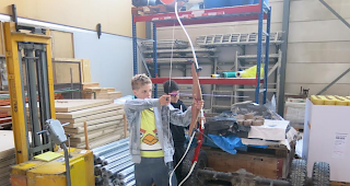 Die SpecialWeek der JAST Oberwallis bietet den Jugendlichen spannende Workshops an: Konzentrierte Sch&uuml;tzen