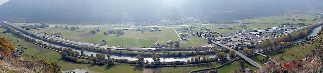 Entlastend. Das sieben Kilometer lange Teilstück entlang der Rhone wird vorab Turtmann eine Entlastung vom Durchgangsverkehr bringen. 