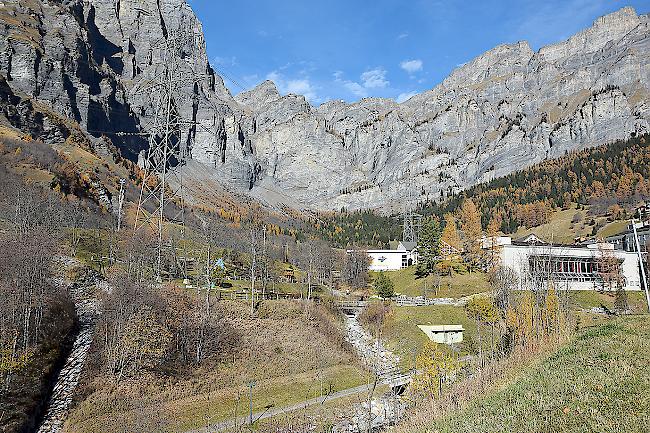 Sorgt für Ärger – die Aufrüstung der Hochspannungsleitung über die Gemmi.