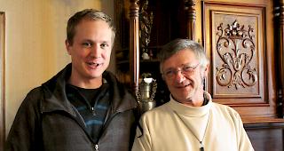 Olivier Forno und Jean-Pascal Genoud von der Chorherren-Gemeinschaft. 