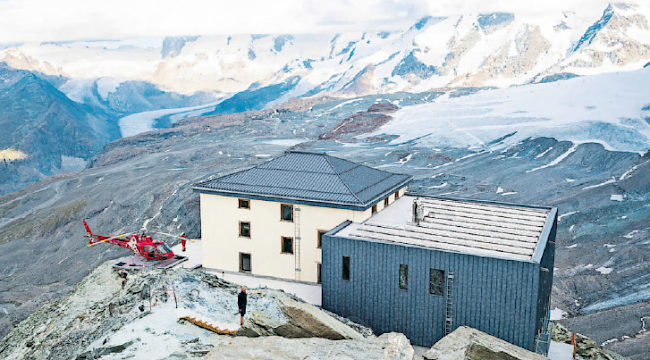 14. Juli: Einweihung der neuen Berghütte am Fusse des Matterhorns: Die Hörnlihütte wurde für 8,5 Millionen Franken saniert. Das «alte» und neue Gebäude bieten in einer prächtigen Bergwelt insgesamt 140 Schlafplätze. 