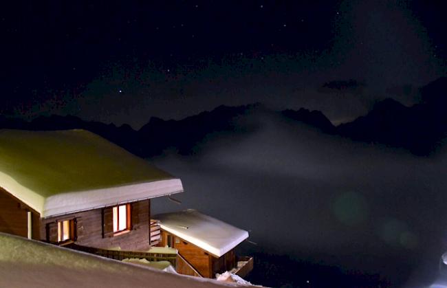 Klarer Himmel nach den grossen Schnee vom Donnerstag auf der Fiescheralp