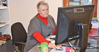 Fabiola In-Albon bei ihrer Arbeit. Einmal w&ouml;chentlich arbeitet die psycho-onkologische Beraterin von Zuhause aus.