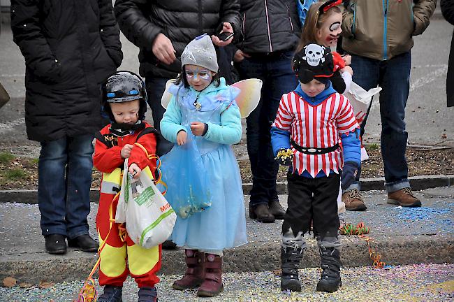 Impressionen des Kinderumzugs in Glis.