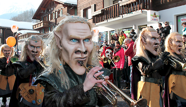 Fasnachtsumzug in Wiler im Lötschental vom Samstag.