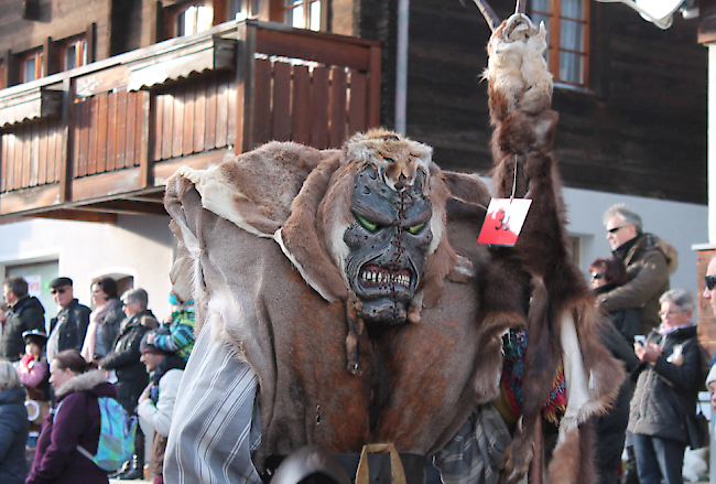 Fasnachtsumzug in Wiler im Lötschental vom Samstag.