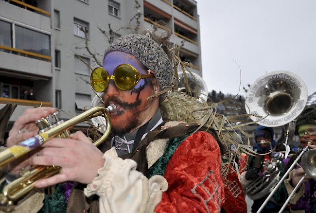 Impression vom Oberwalliser Fasnachtsumzug.