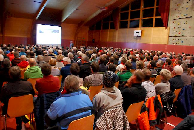 Info-Abend in der Sporthalle Oberwald.