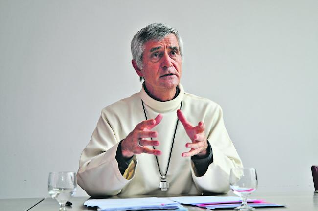 «Kirche hat Fehler gemacht». Jean-Marie Lovey, Bischof von Sitten, bittet die Missbrauchsopfer um Vergebung.