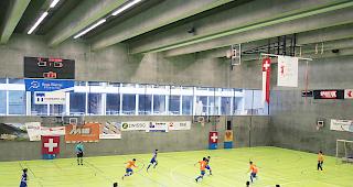 Am Briger Hallenmasters messen sich Oberwalliser Junioren mit den Besten ihres Alters auf nationaler Stufe.