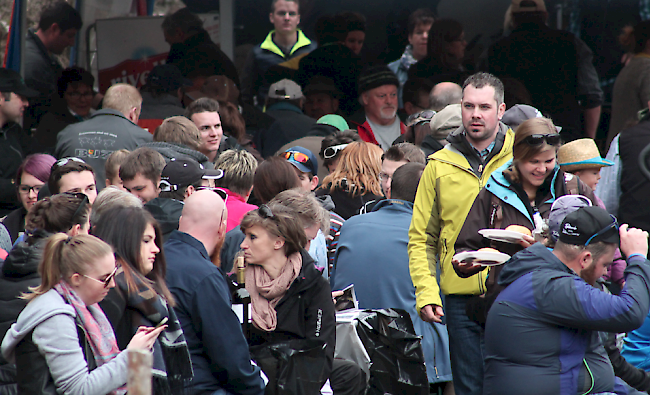 Impression vom Vifra-Stechfest vom Ostermontag in Raron.