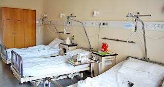 Freie Spitalbetten. Patienten sollten das Visper Spital fr&uuml;her verlassen, um Betten frei zu machen.