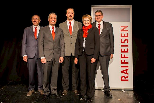 Der Verwaltungsrat der Raiffeisenbank Gampel-Raron (v.l.): Ulrich Bregy, Cornelius Imboden, Christoph Ceppi (Präsident des   Verwaltungsrates), Beatrice Meichtry und Hans Peter Lehner.