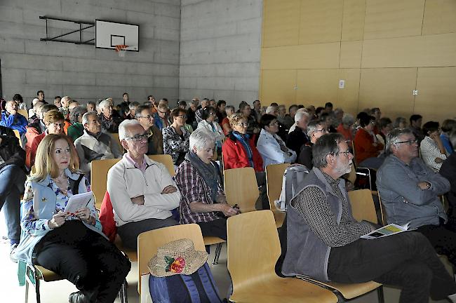 Rund 100 Mitglieder von Valrando hatten den Weg nach Unterbäch gefunden und waren bereit für ihre liebste Freizeitbeschäftigung.