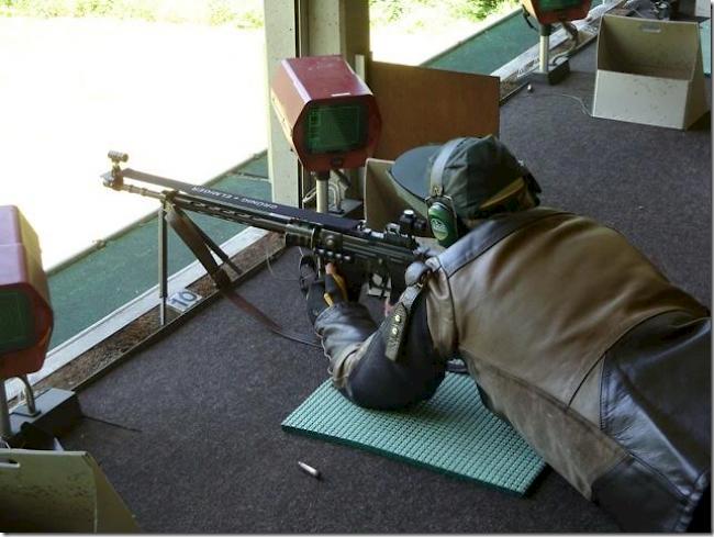 Das umstrittene getunte Sturmgewehr 57/03 gibt unter Schützen zu reden.