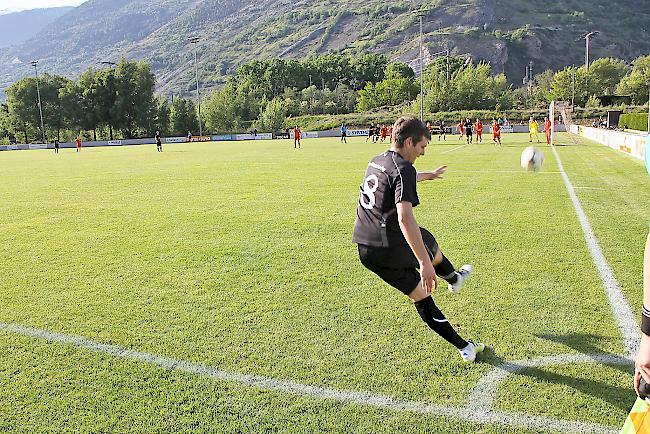 Adrian Ittig und der FC Visp stecken im Abstiegskampf.