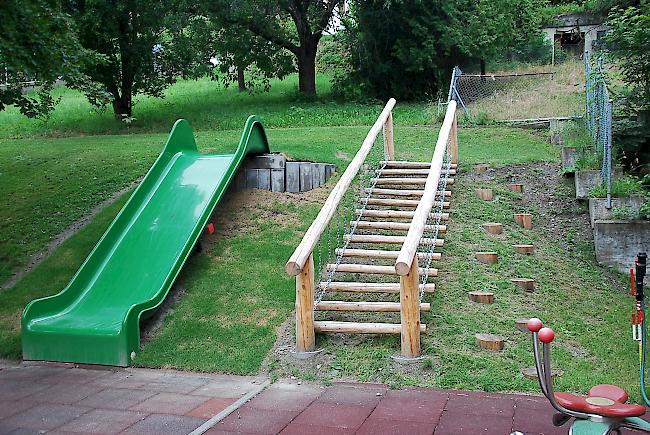 In Eyholz gabs eine neue Rutschbahn sowie eine Wackeltreppe. 