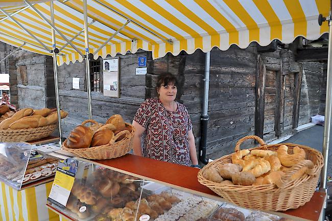 Backwaren. Die Bäckerei Simeon aus Reckingen ist seit 18 Jahren dabei. (Im Bild Martina Simeon)
