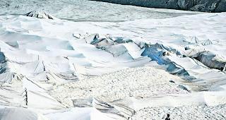 Abnehmend. In den n&auml;chsten Jahren werden neue L&ouml;sungen f&uuml;r die Gletscher n&ouml;tig. 