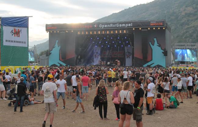 Die «Eagles of Death Metal» am Freitagnachmittag am Open Air Gampel.