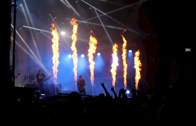 Das australische Quintett «Parkway Drive» liefert eine überzeugende Show ab.