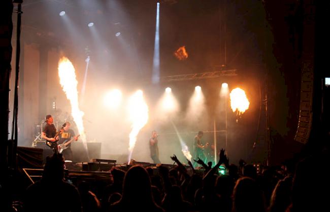 Das australische Quintett «Parkway Drive» liefert eine überzeugende Show ab.